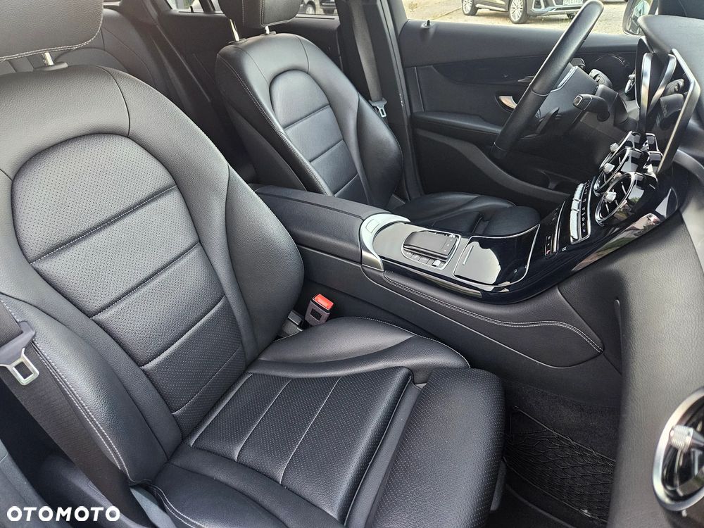Mercedes-Benz GLC 220 d 4Matic 9G-TRONIC - 21