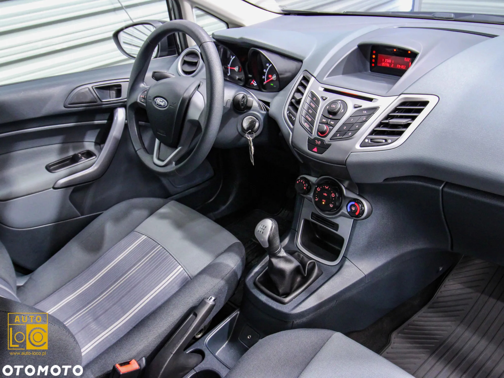 Ford Fiesta 1.25 Ambiente - 14