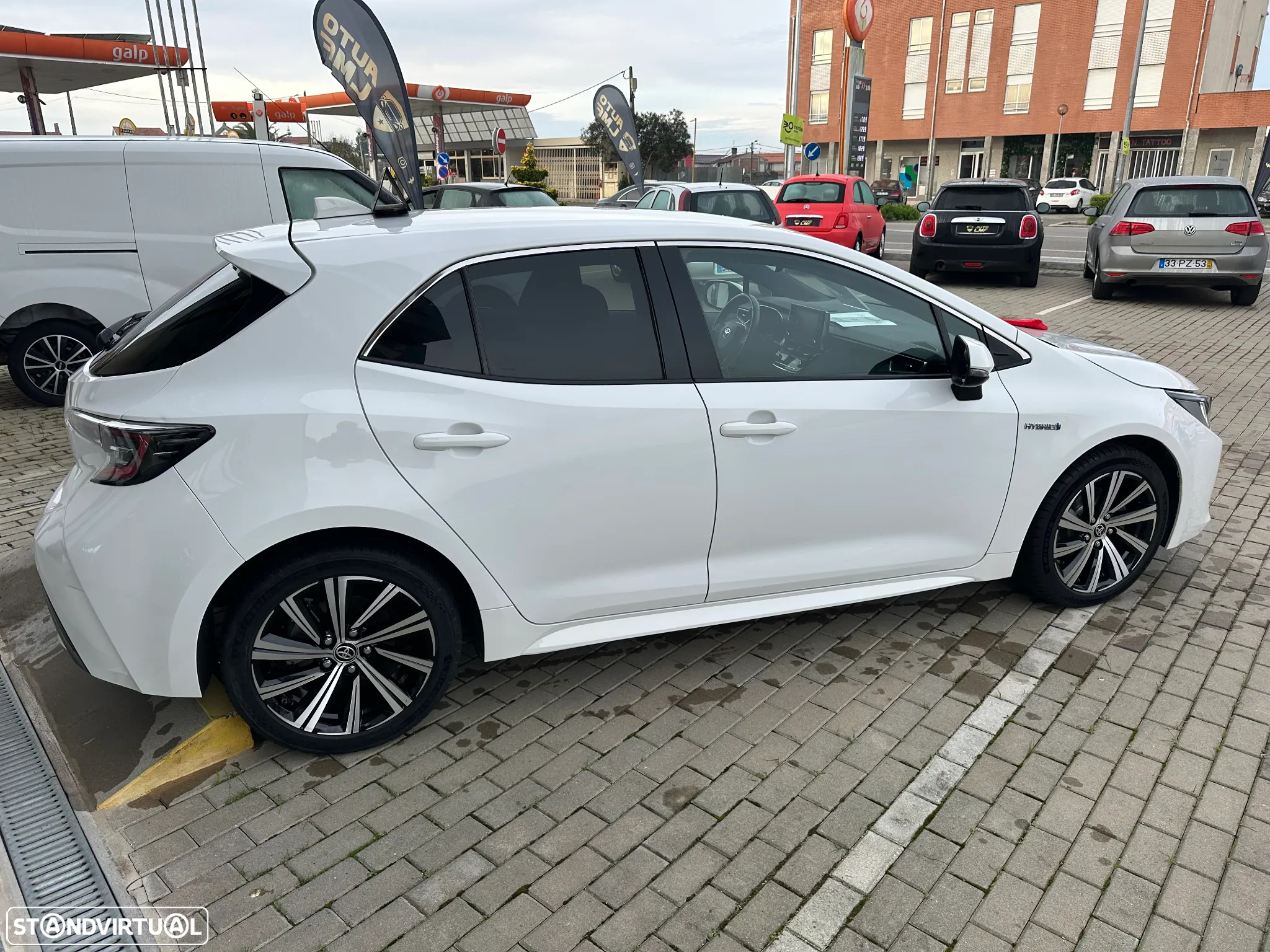 Toyota Corolla 1.8 Hybrid Comfort+P.Sport - 6