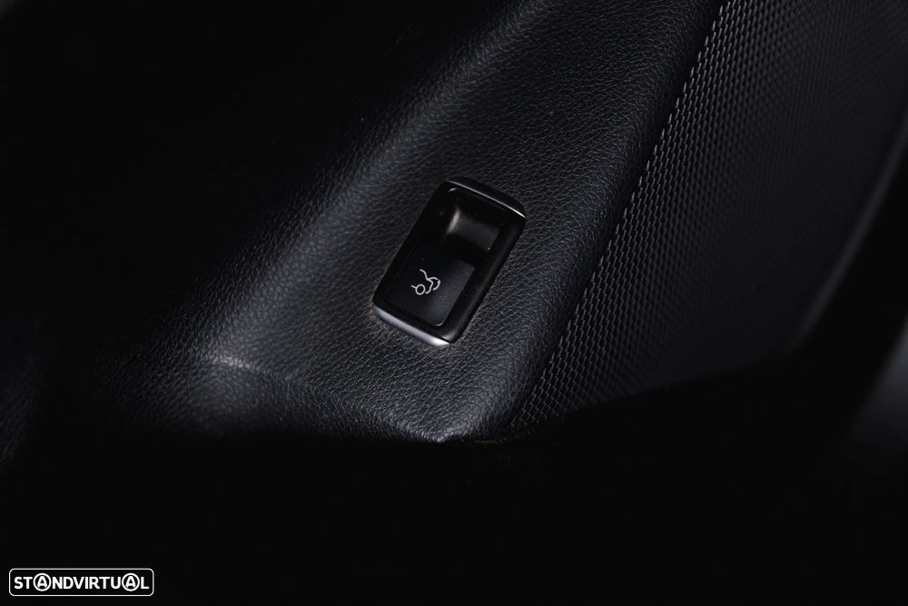 Mercedes-Benz CLA 220 CDI AMG Line Aut. - 17