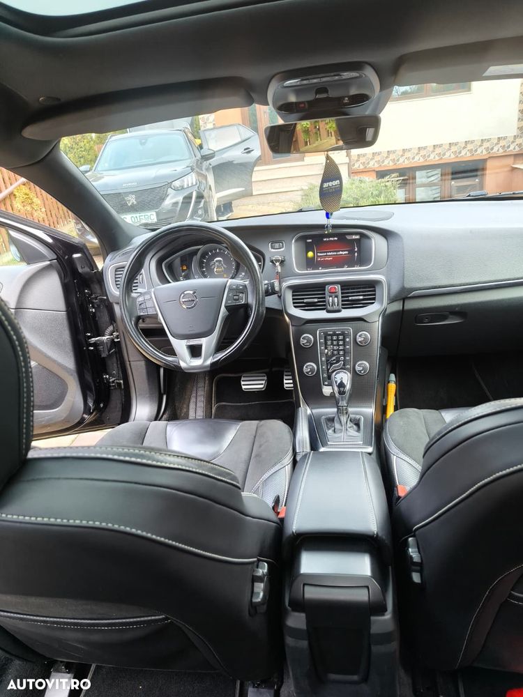 Volvo V40 T3 Geartronic RDesign - 5