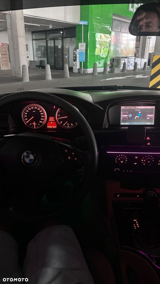 BMW Seria 5 525d - 20