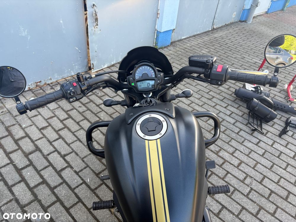 Kawasaki Vulcan - 10