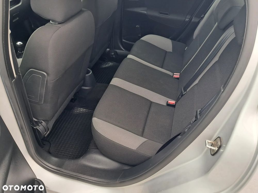 Peugeot 207 95 VTi Urban Style - 10