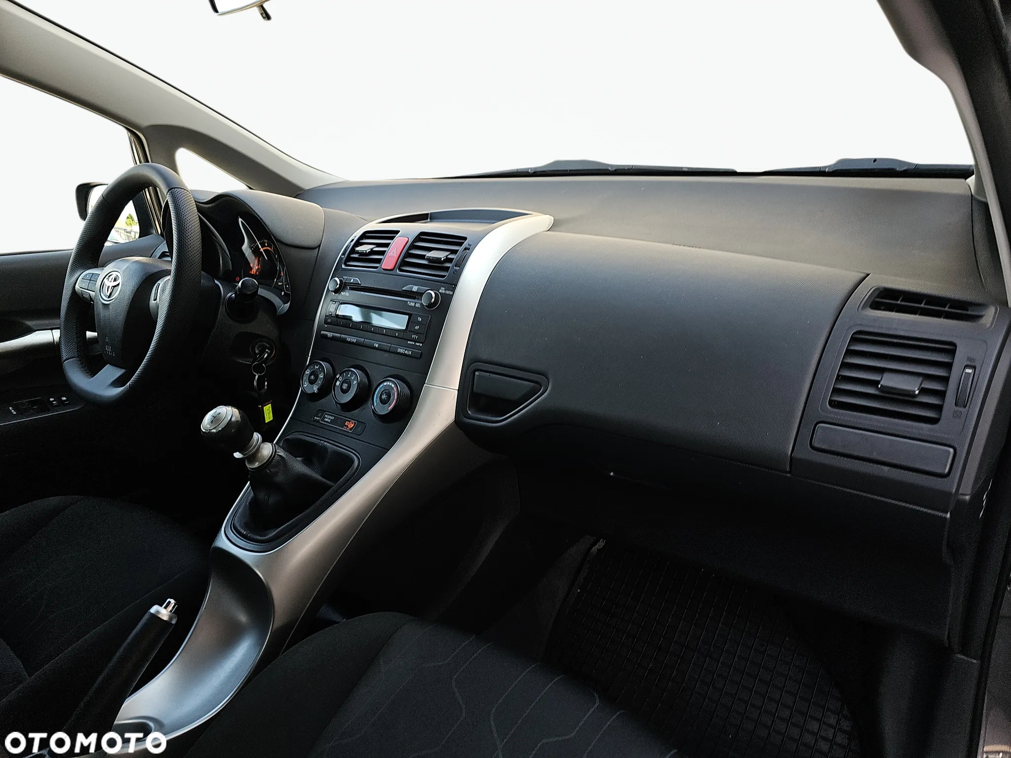 Toyota Auris 1.33 VVT-i Life Comfort - 18