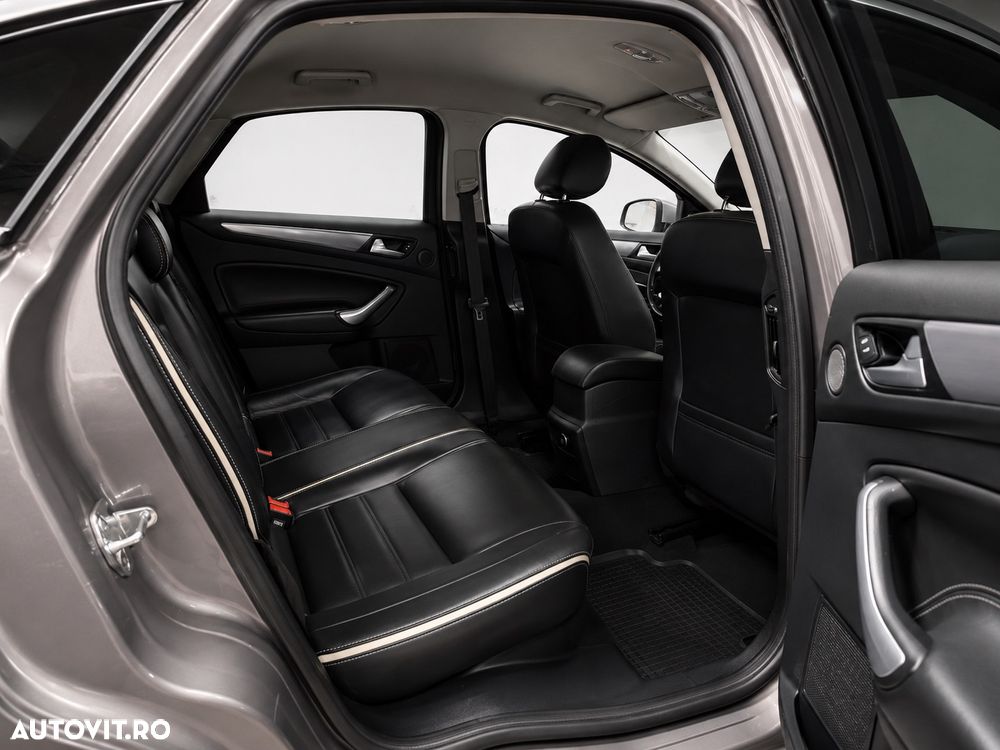 Ford Mondeo - 7