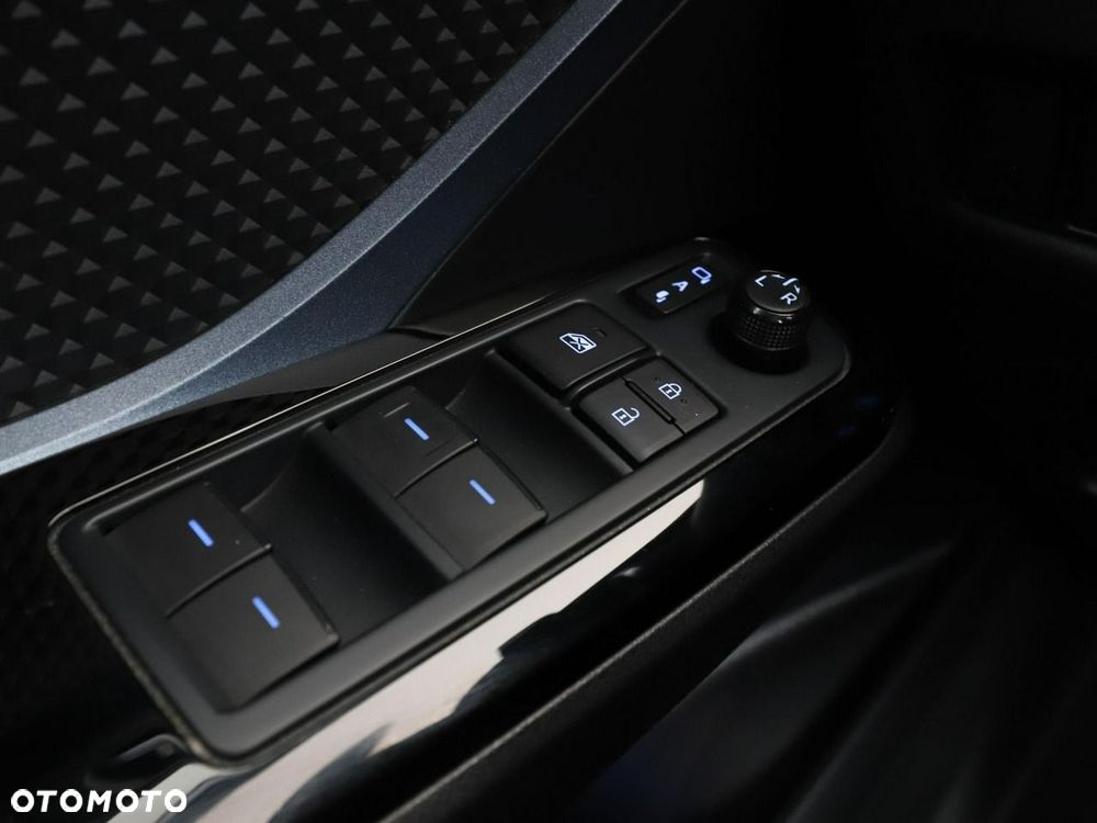 Toyota C-HR 2.0 Hybrid Executive - 35