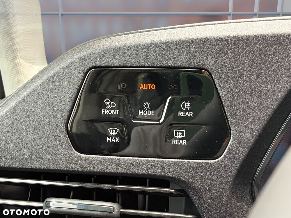 Volkswagen Caddy Maxi/AUTOMAT/7 osob., diesel 2.0 TDI 122KM - 30