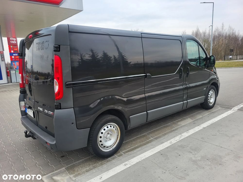 Opel Vivaro - 12