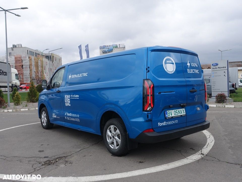 Ford Transit Custom - 8