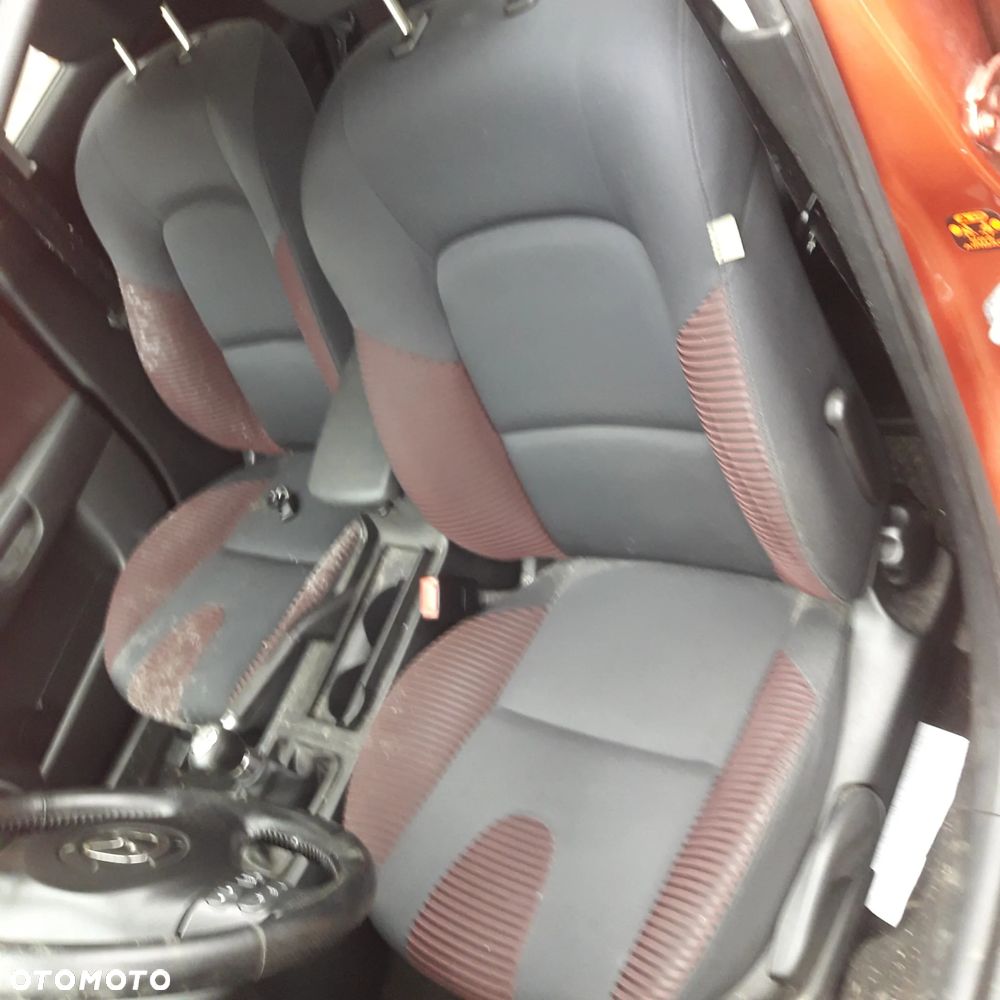 Mazd 3 BK 03-09 Drzwi tylne lewe z szyba  tył w kolor - 11