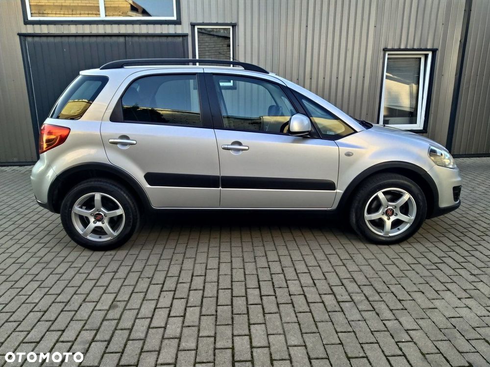 Suzuki SX4 1.6 Comfort 4WD - 8