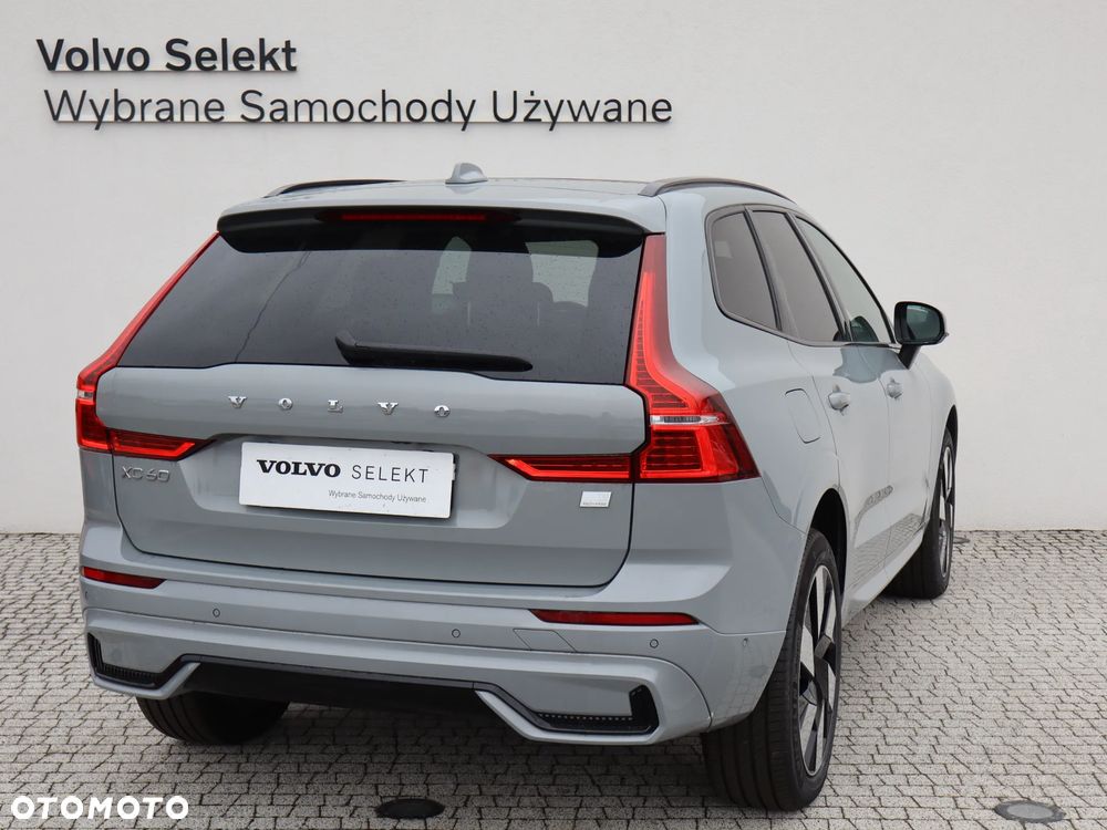 Volvo XC 60 T8 Plug-In Hybrid AWD Ultimate Dark - 6
