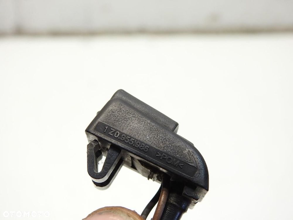 DYSZA SPRYSKIWACZA MASKI SKODA OCTAVIA II LIFT 1Z0955986 - 7