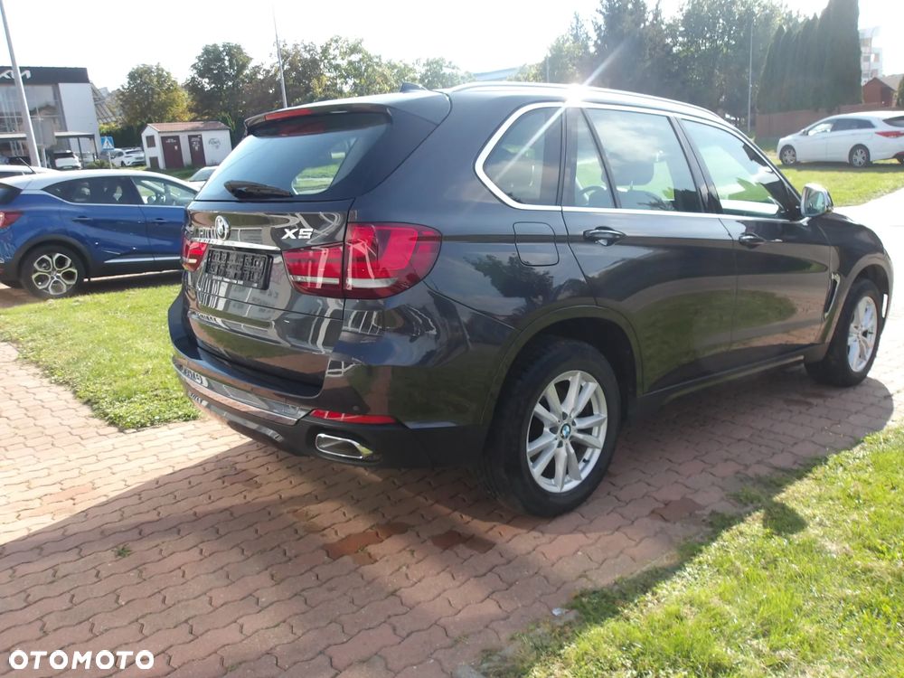 BMW X5 xDrive40d - 8