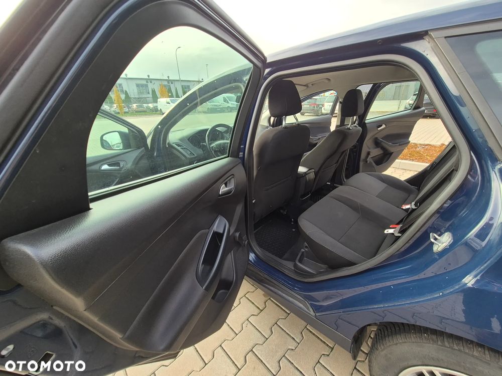 Ford Focus 1.5 TDCi SYNC Edition - 12