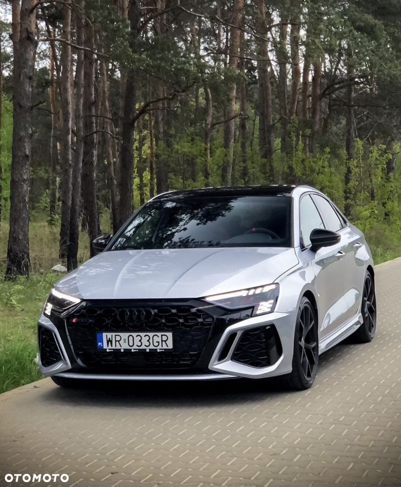 Audi RS3 Sportback - 1
