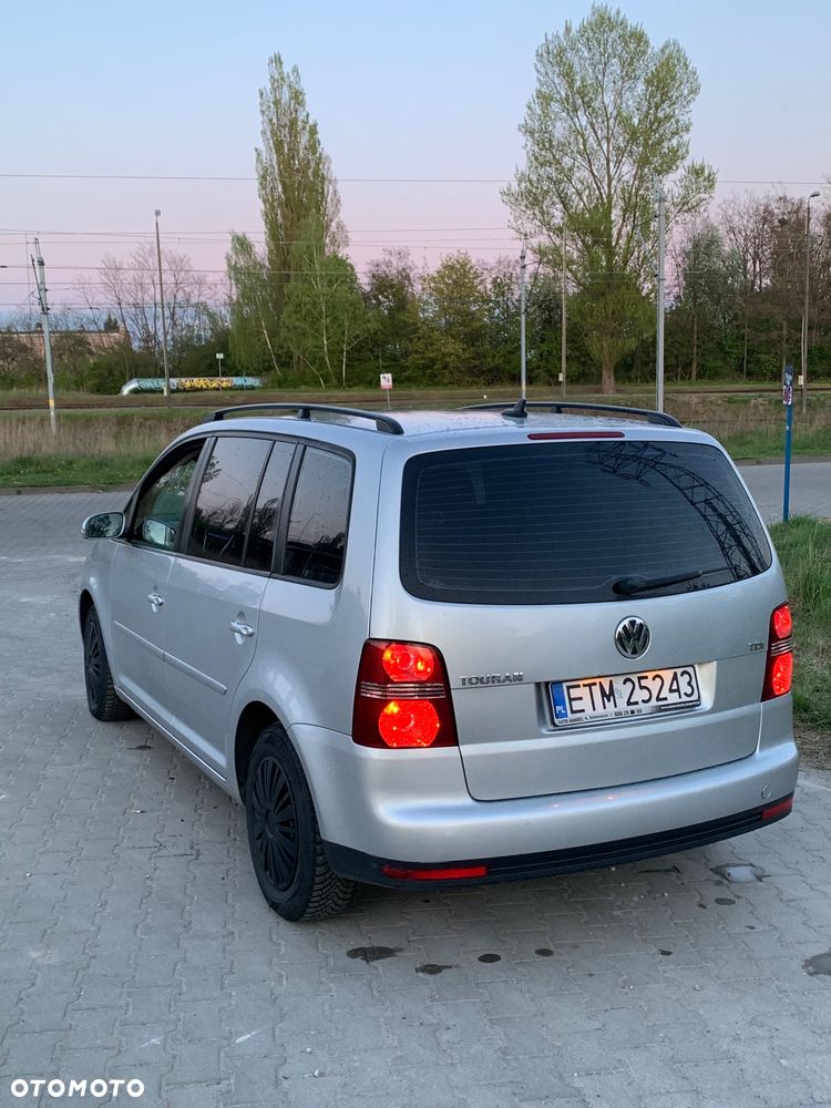 Volkswagen Touran 1.9 TDI - 5