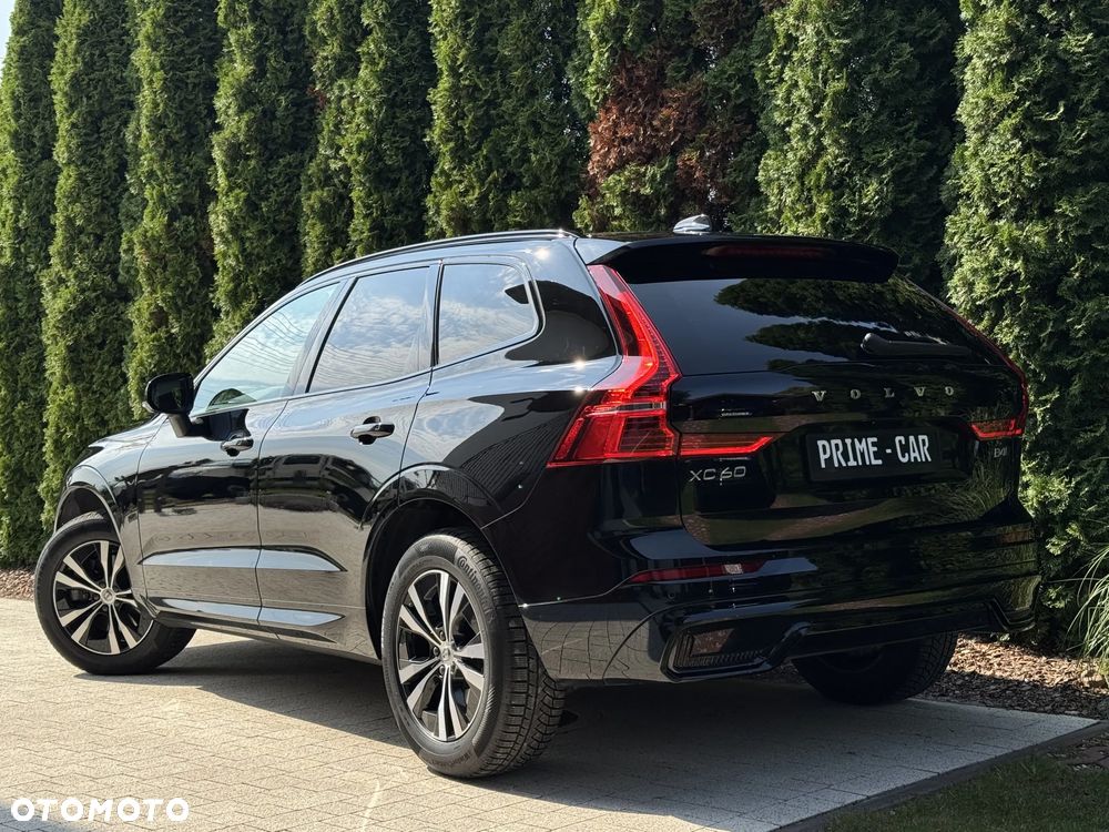 Volvo XC 60 B4 D AWD Plus Dark - 7