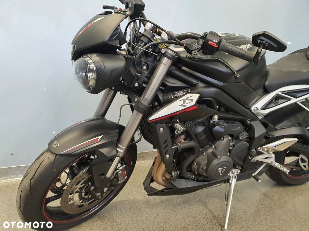 Triumph Street Triple - 2