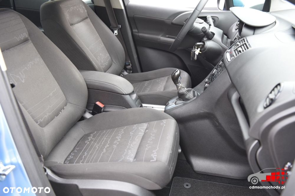 Opel Meriva - 19