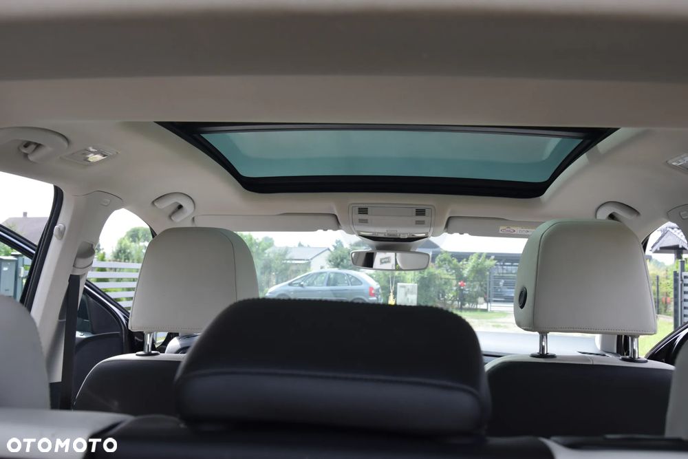 Volkswagen T-Roc 1.5 TSI ACT Premium - 18