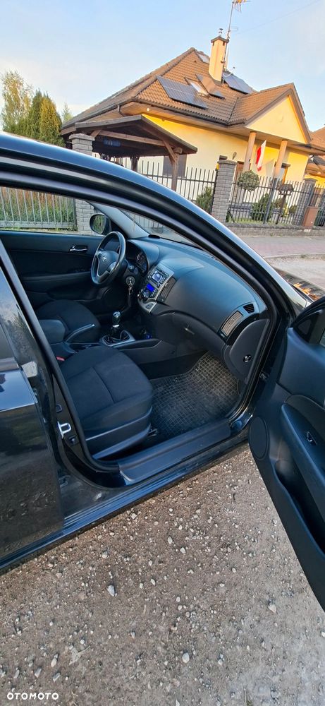 Hyundai i30 1.4 Classic + - 7