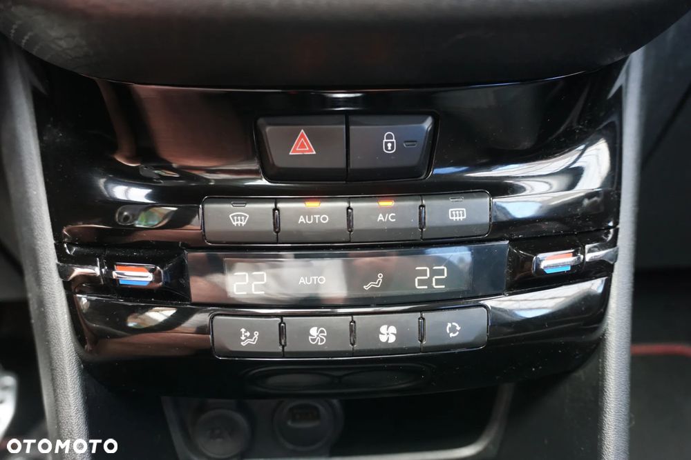 Peugeot 2008 PureTech 130 Stop&Start GT-Line Edition - 23