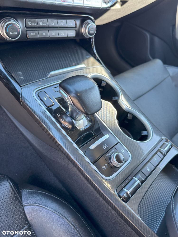 Kia Stinger 3.3 T-GDI AWD GT - 8