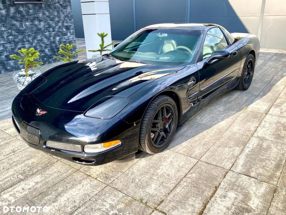 Chevrolet Corvette 6.0 V8 - 1
