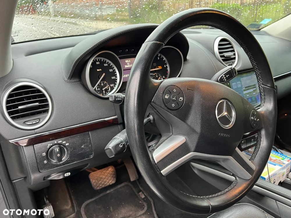 Mercedes-Benz GL 350 CDI BlueEff - 10
