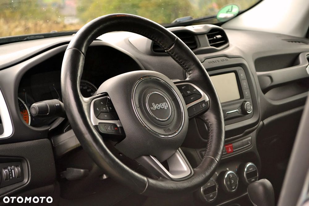 Jeep Renegade 1.4 MultiAir DSG Longitude - 23