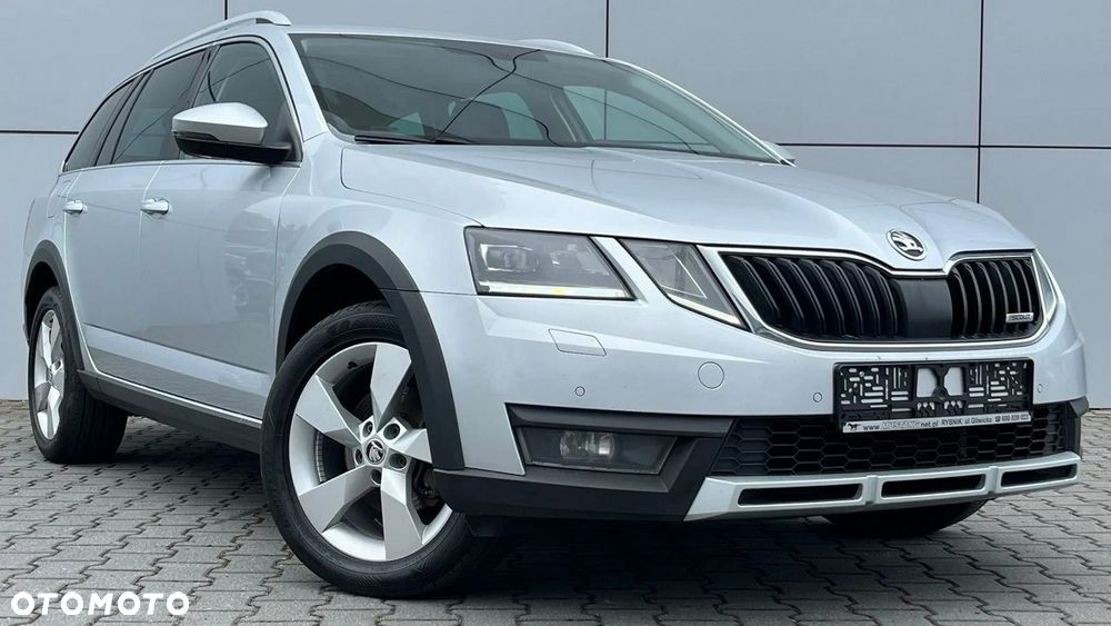 Skoda Octavia Scout 2.0 TDI 4x4 DSG - 6