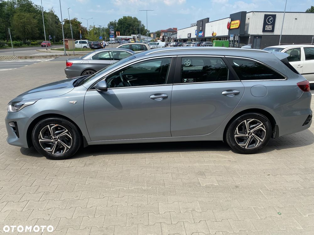 Kia Ceed 1.6 CRDi mHEV L - 3