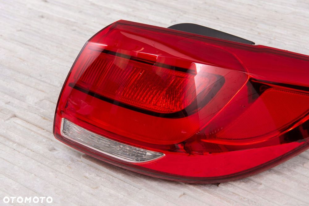kia sportage iii sl 14-15 po lift karoseryjna lampa tylna prawa 924013 - 8