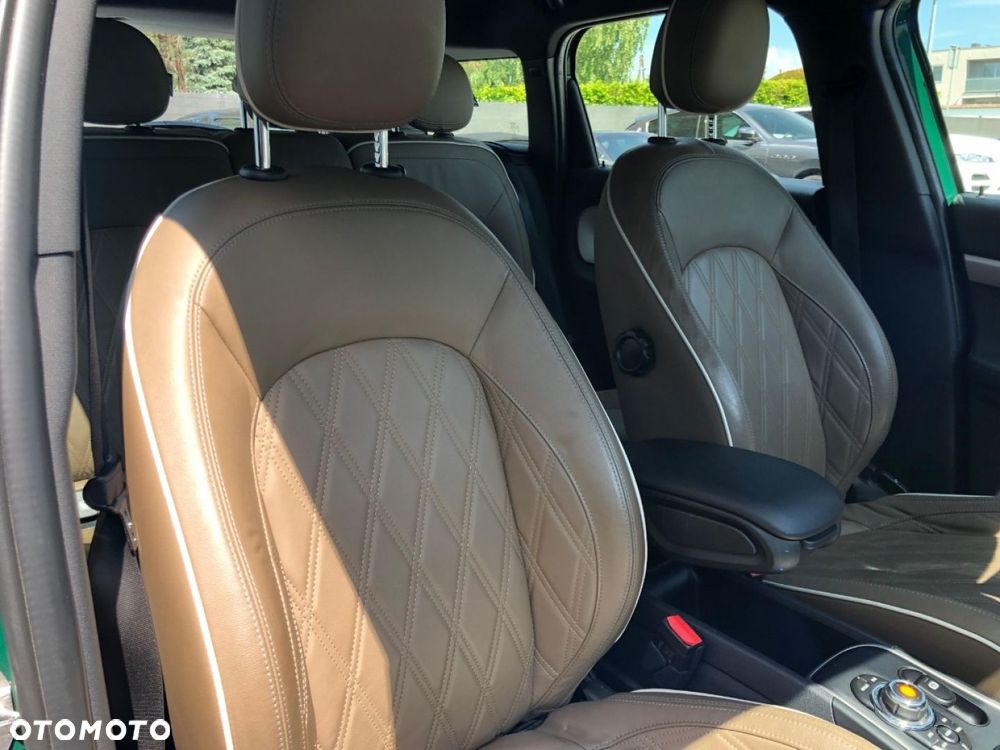 MINI Countryman - 25