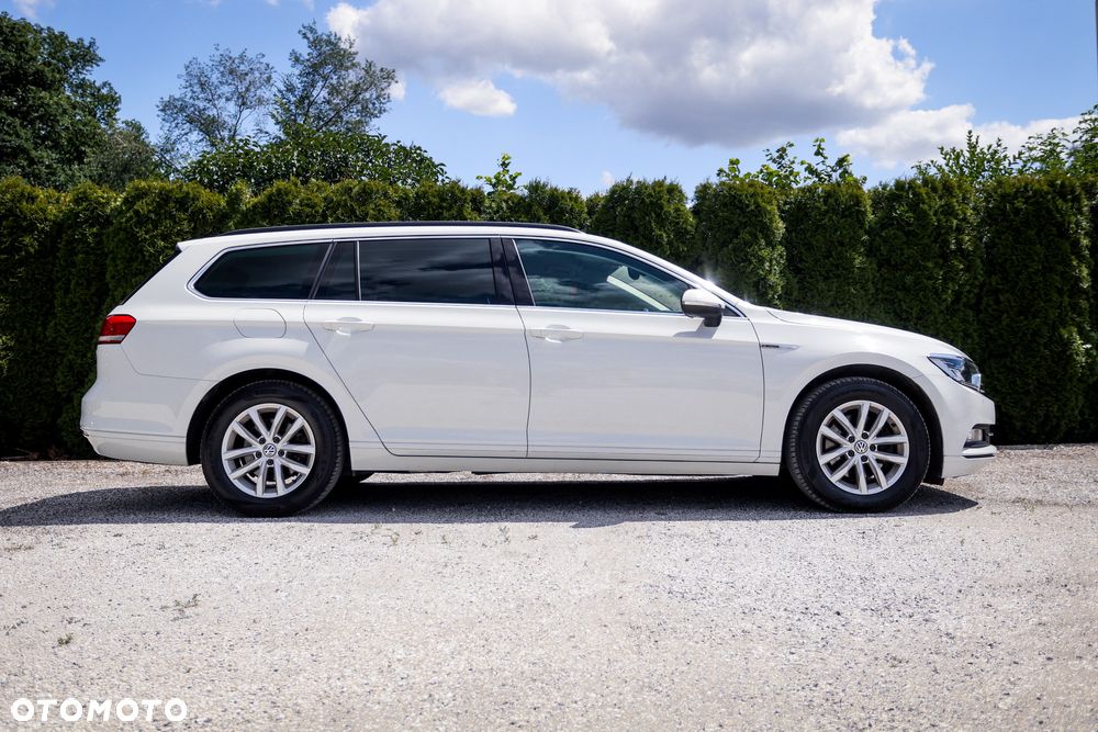 Volkswagen Passat 2.0 TDI SCR BlueMotion Technology 4Motion Trendline - 10