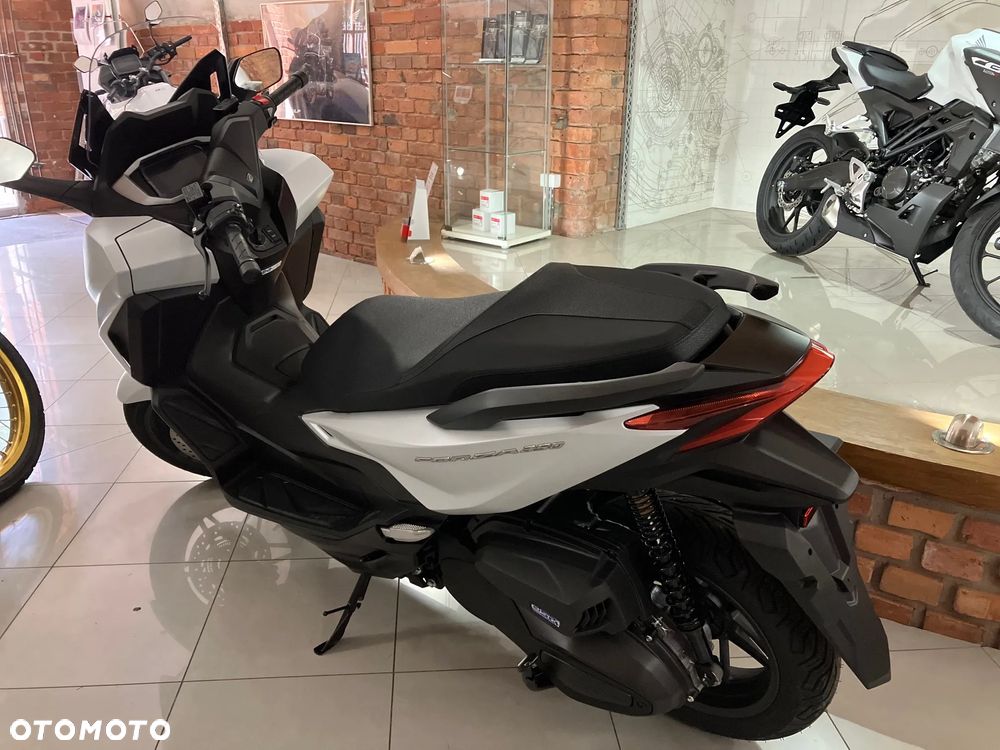 Honda NSS - 3