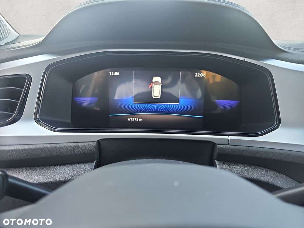 Volkswagen T-Roc - 18