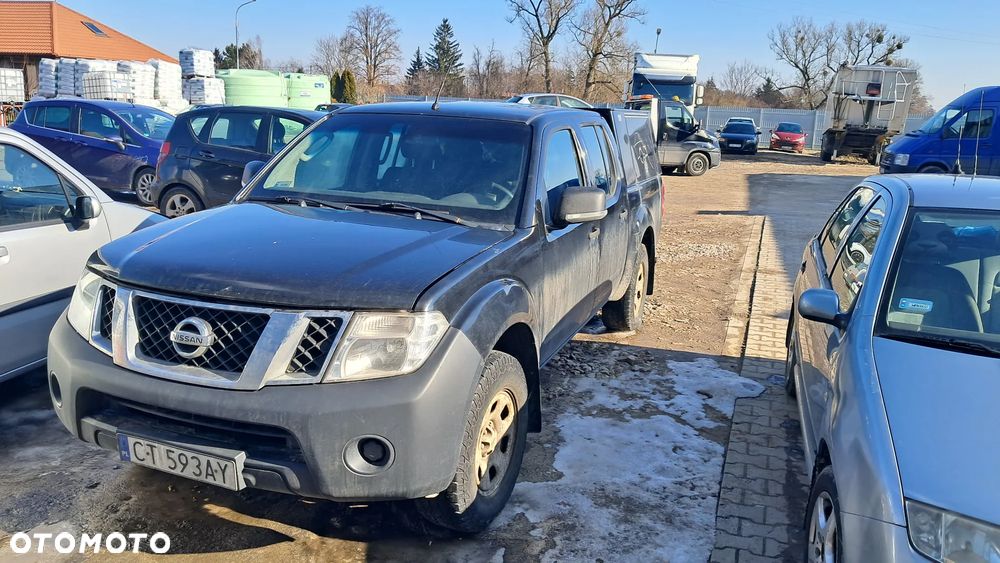 Nissan Navara - 2