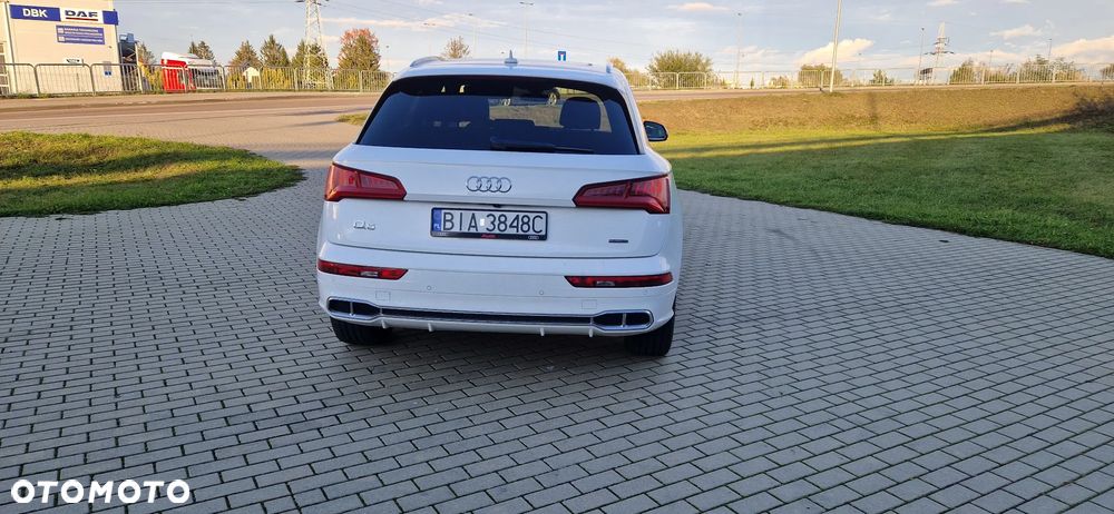 Audi Q5 55 TFSI e Quattro S Line S tronic - 6
