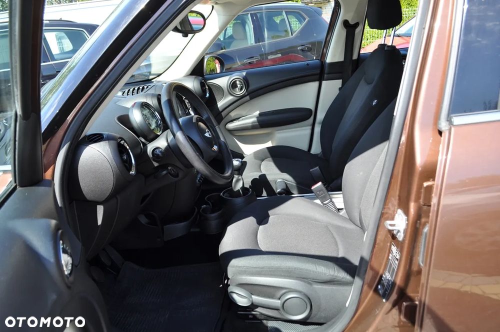 MINI Countryman One - 16