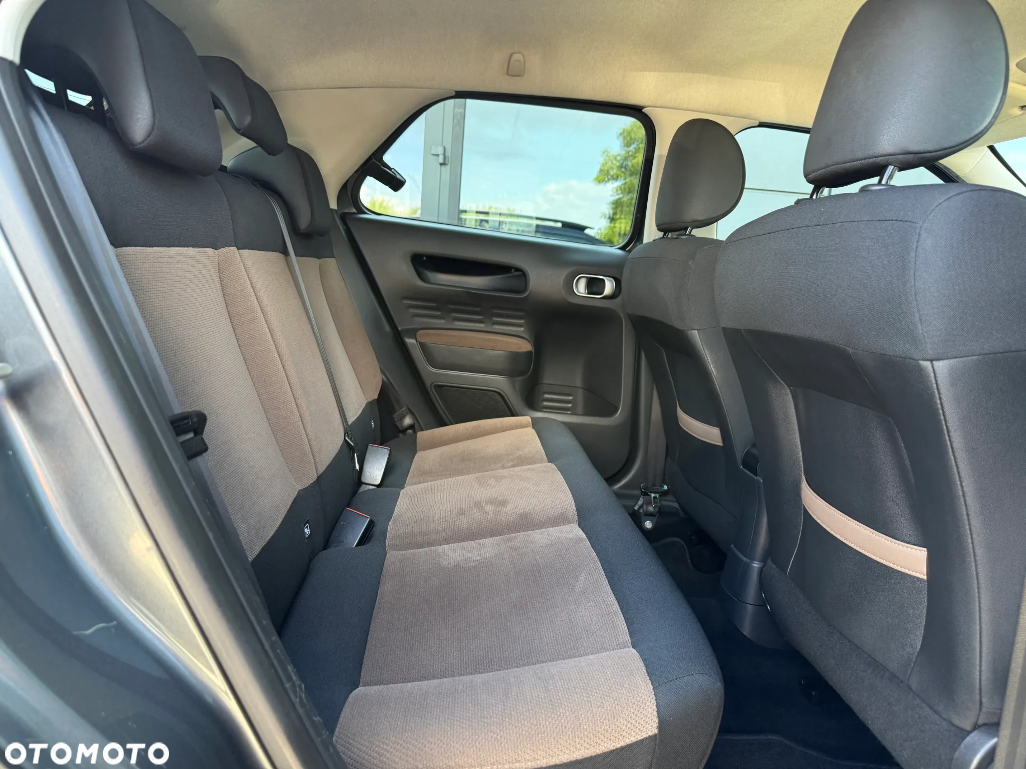 Citroën C4 Cactus BlueHDi 100 Stop&Start Business Class - 29