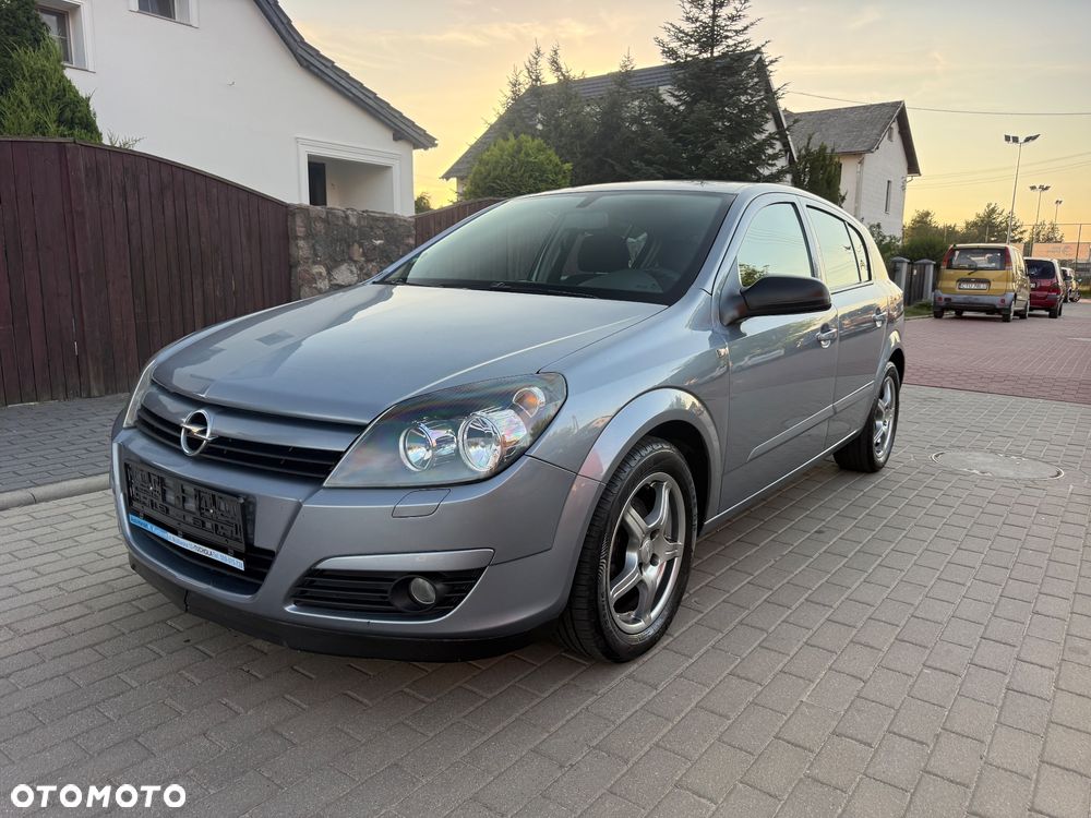 Opel Astra 1.6 Enjoy - 1