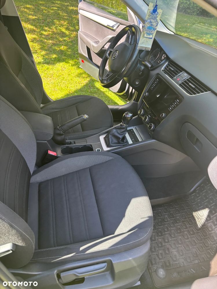 Skoda Octavia 1.4 TSI Ambition - 15