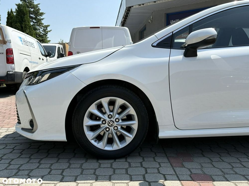 Toyota Corolla - 10