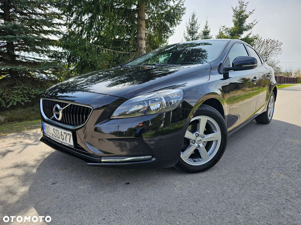 Volvo V40 D2 Ocean Race - 1