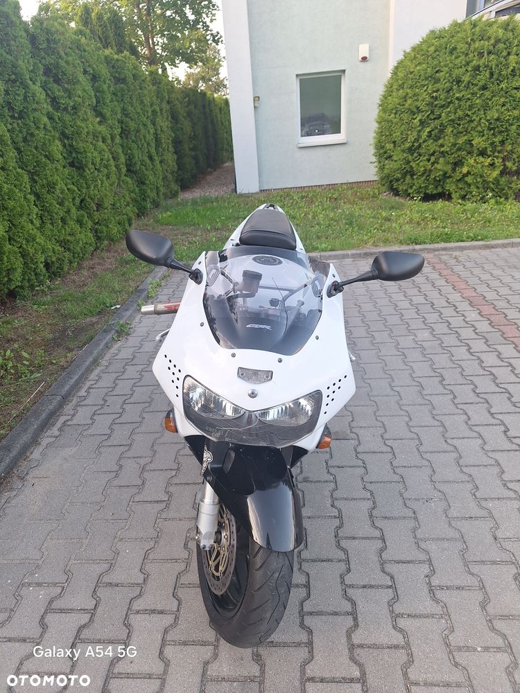Honda CBR - 3