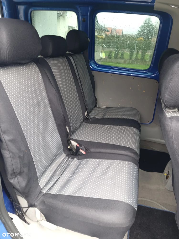 Volkswagen Caddy Mixt - 12