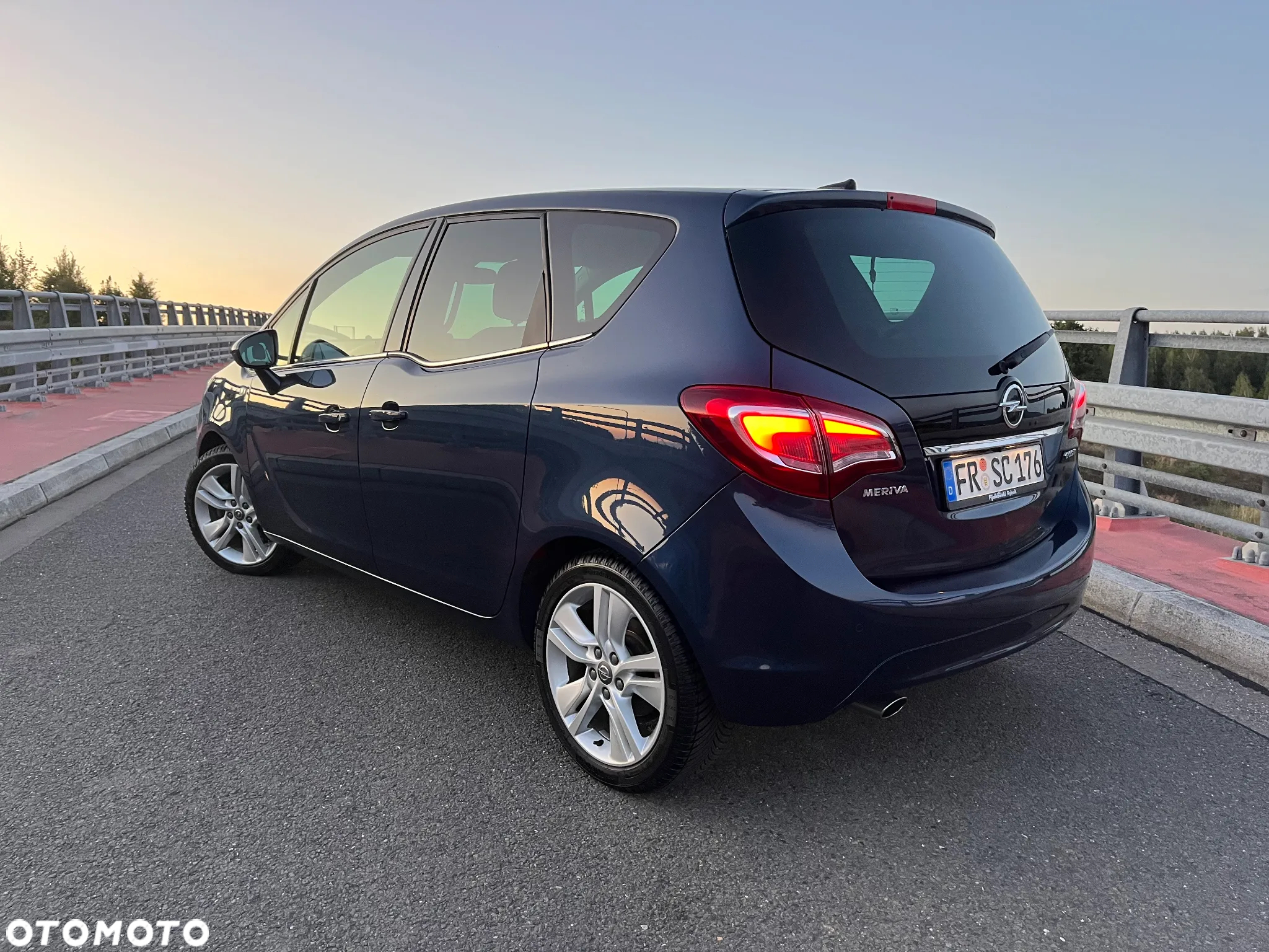 Opel Meriva 1.4 T Cosmo - 11